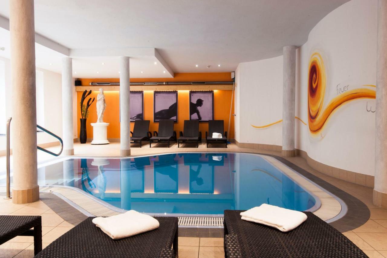 Familienhotel Alpina All Inklusive Wenns Exteriör bild